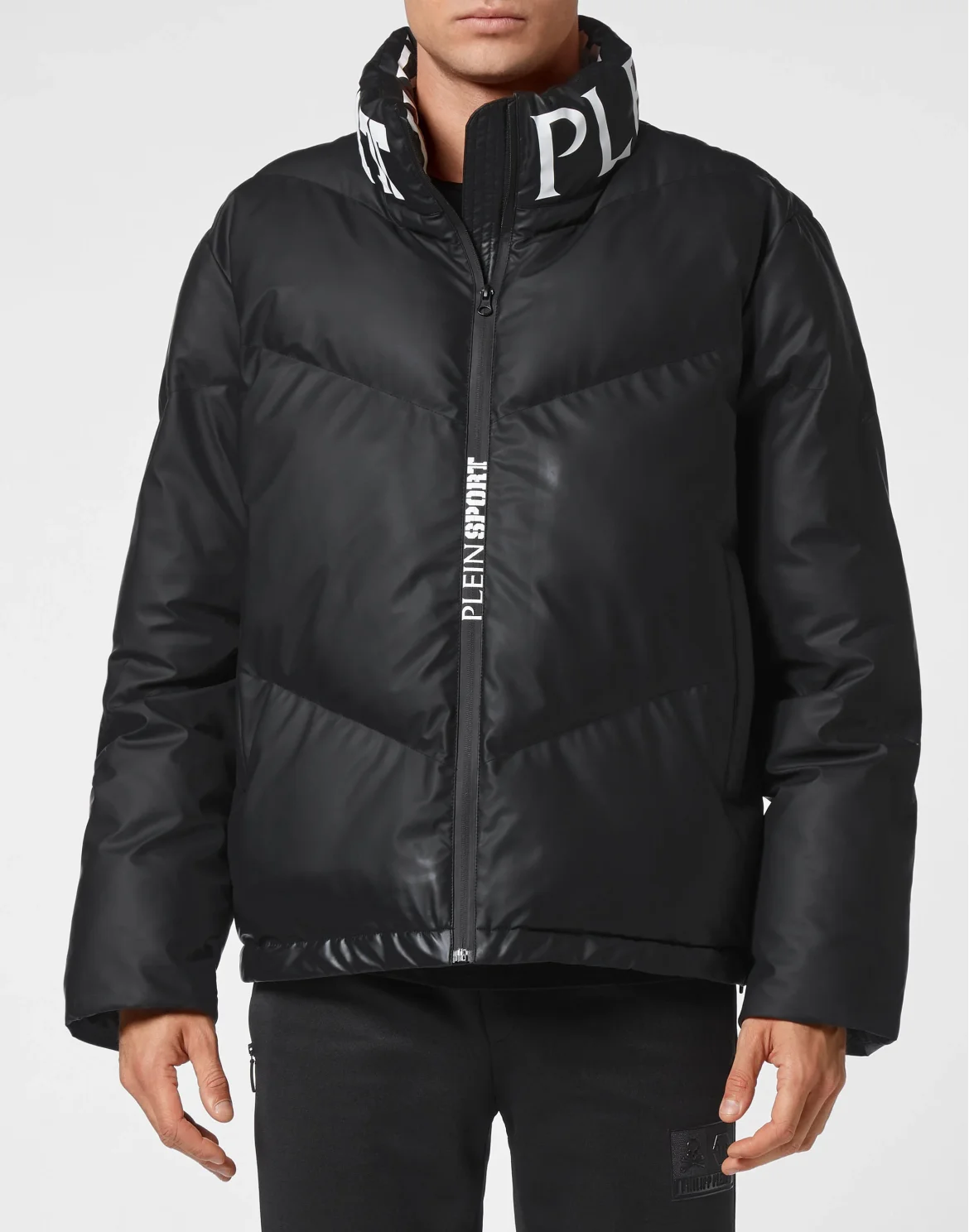 Nylon Down Jacket Tiger, цвет: Черный