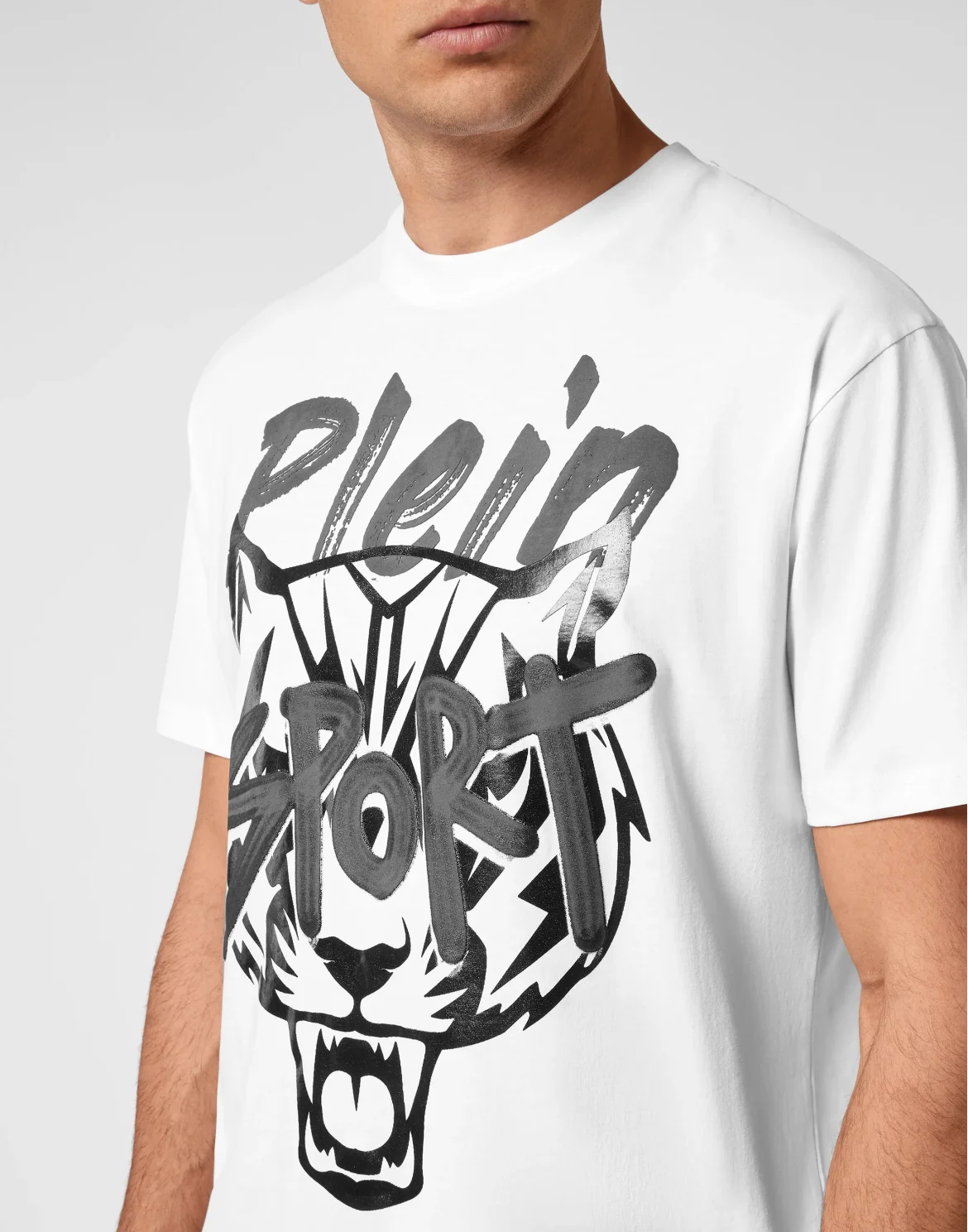 T-shirt Round Neck Stencil Tiger Street Fighter, цвет: Черный