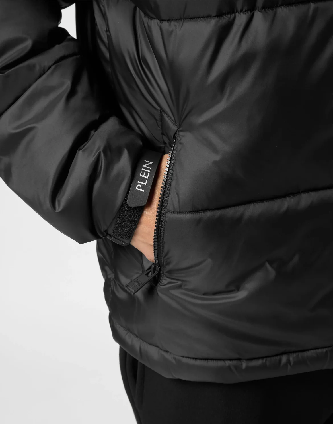 Nylon Puffered Jacket, цвет: Черный