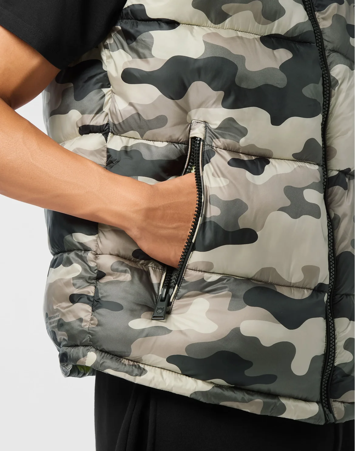 Puffer Jacket Vest Camouflage Camouflage, цвет: Черный