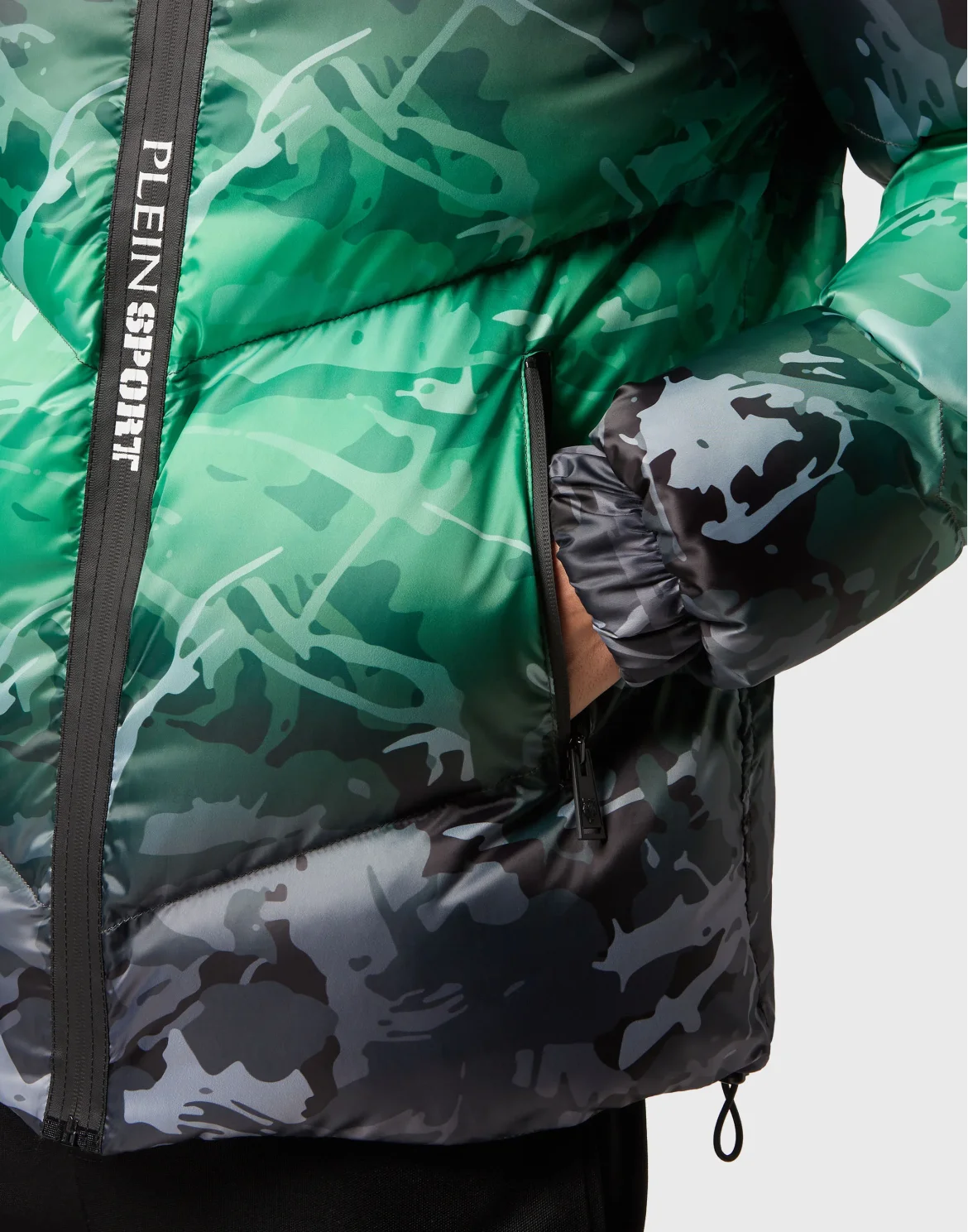 Nylon Padded Jacket Neon Amazon Edition (Camouflage), цвет: Зеленый