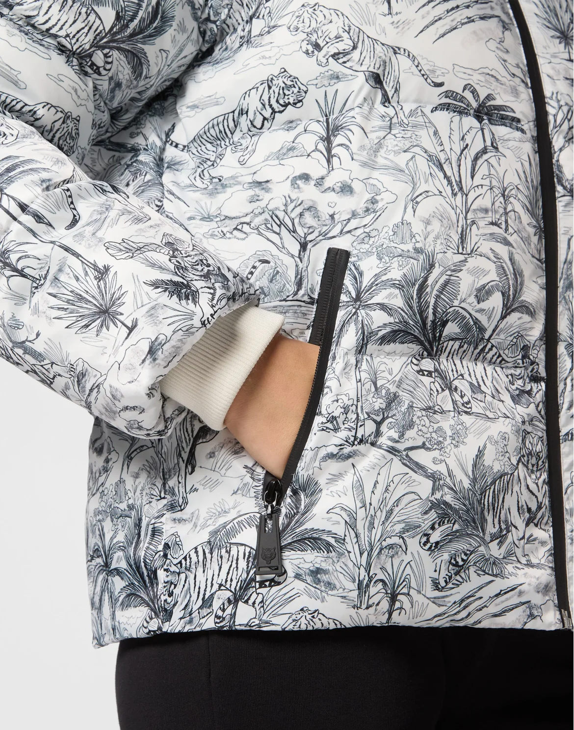 Nylon Puffer Jacket Toile, цвет: Белый