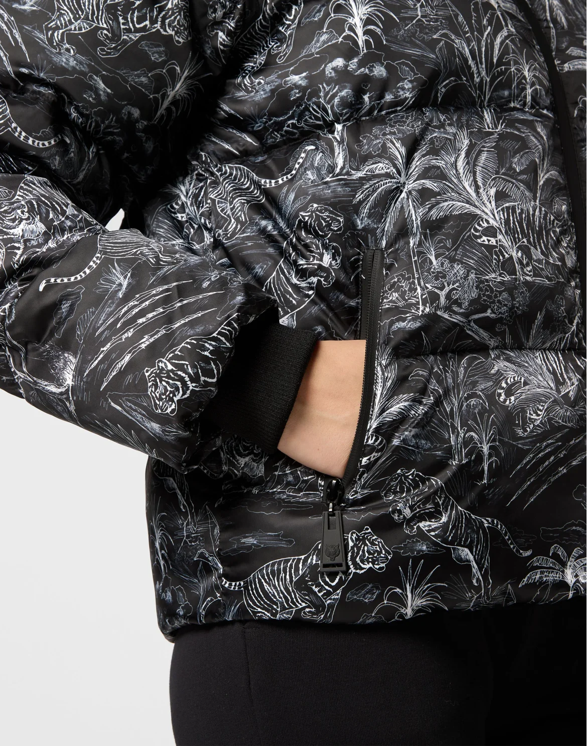 Nylon Puffer Jacket Toile, цвет: Черный