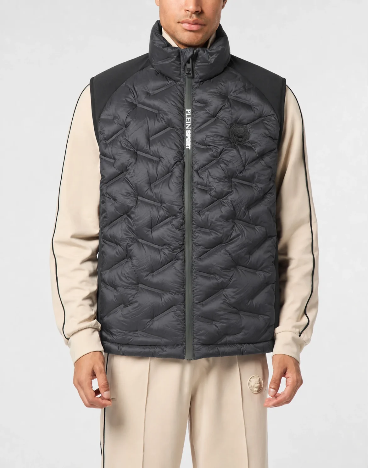 Padded Jacket Vest Madrid Scratch, цвет: Черный
