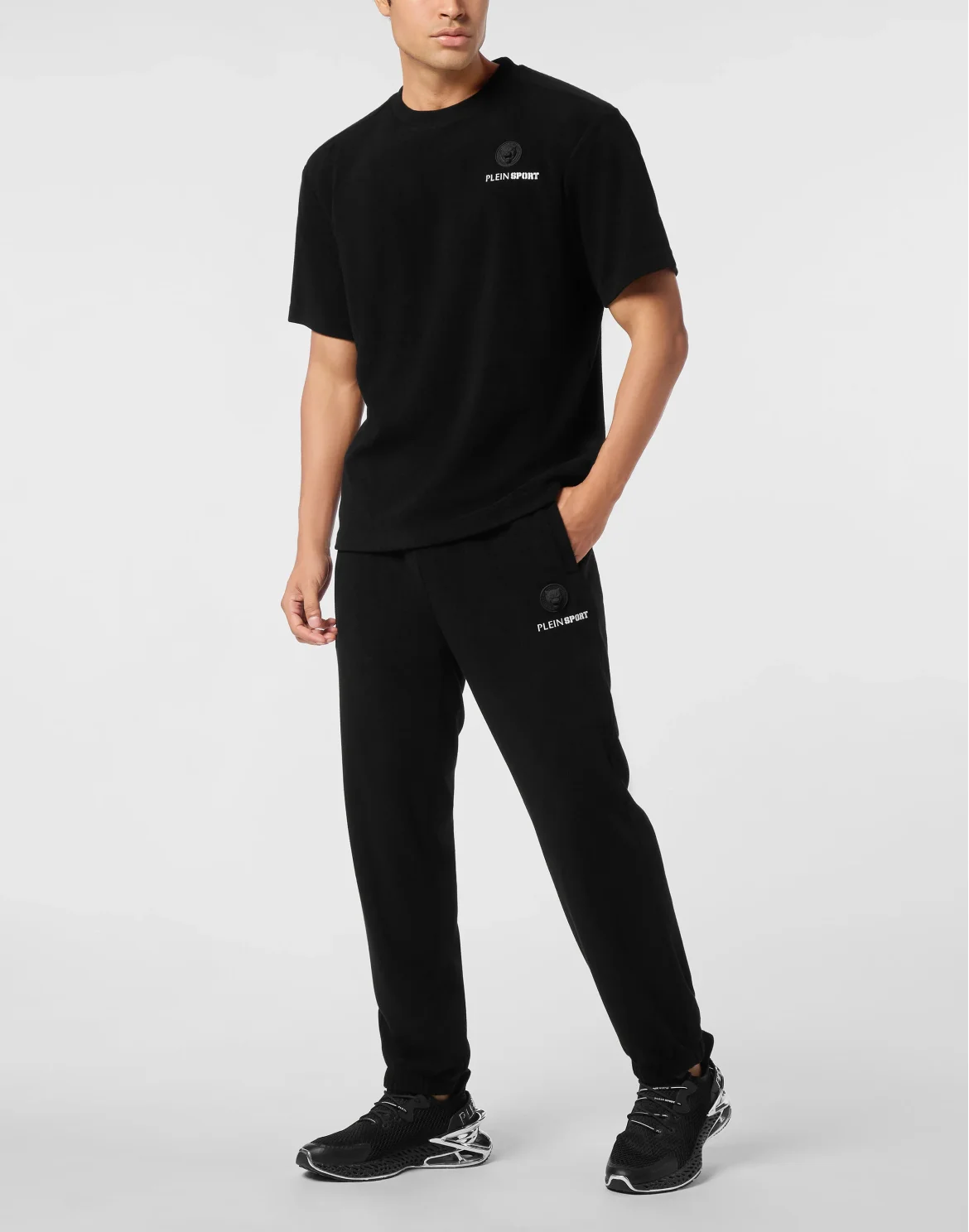 Sponge Cotton Round Neck T-Shirt, цвет: Черный