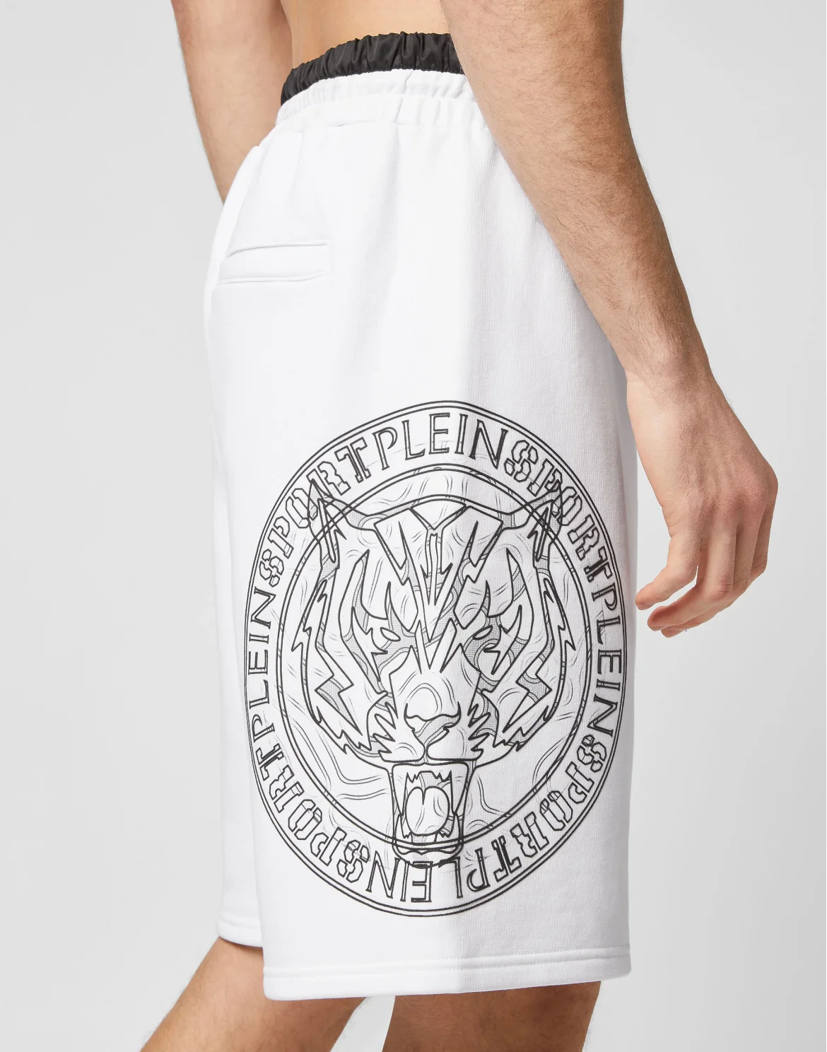 Jogging Shorts Tiger, цвет: Черный