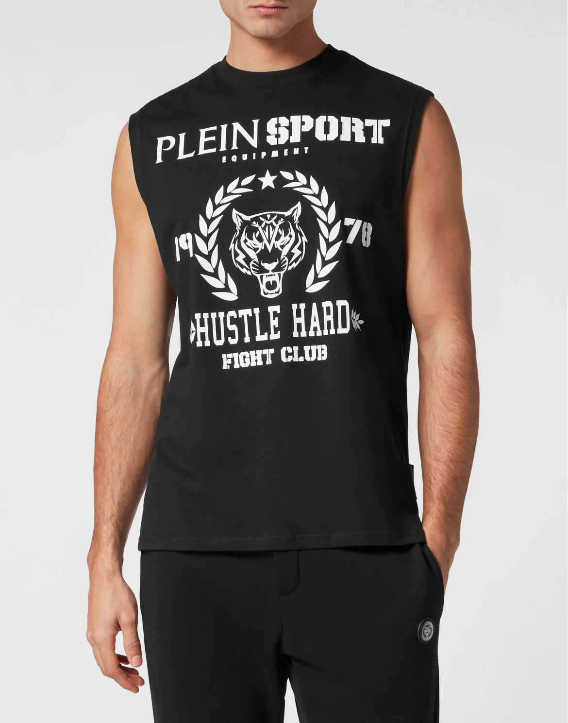 Sleeveless T-shirt Round Neck, цвет: Черный