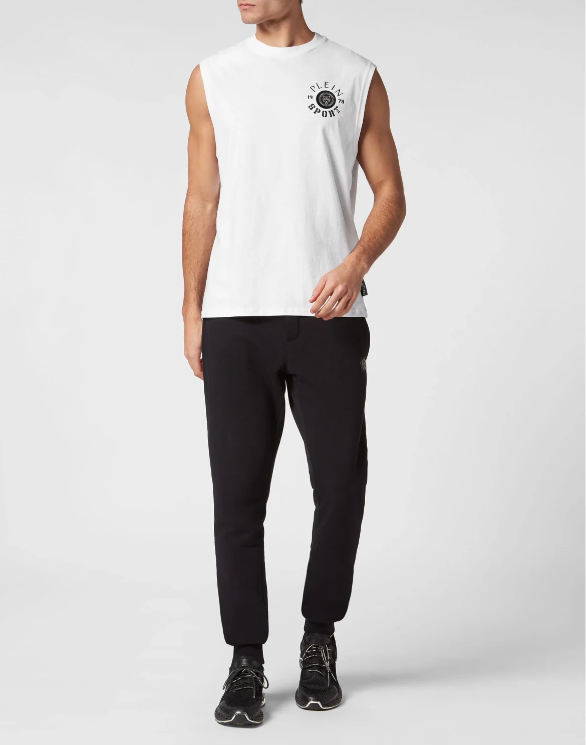 Sleeveless T-shirt Round Neck, цвет: Черный