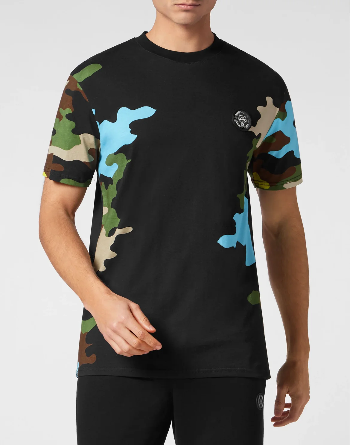 T-shirt Round Neck Camouflage, цвет: Черный