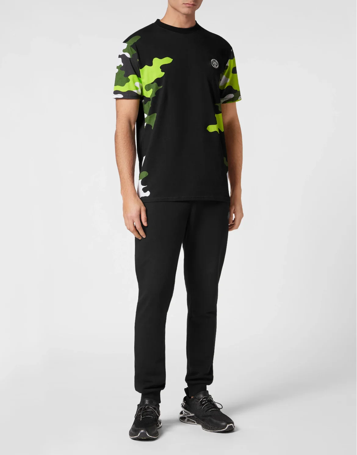 T-shirt Round Neck Camouflage, цвет: Зеленый