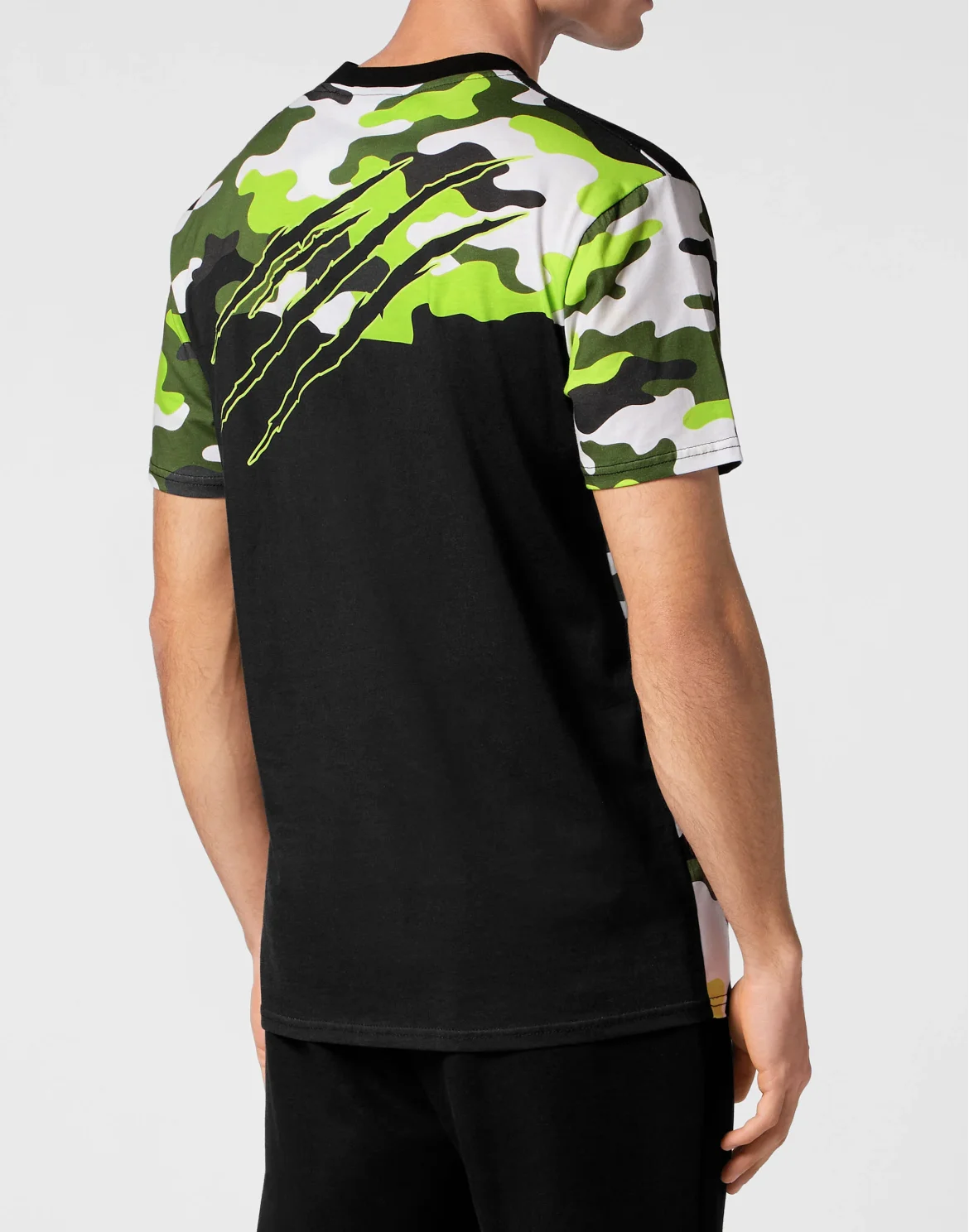 T-shirt Round Neck Camouflage, цвет: Зеленый