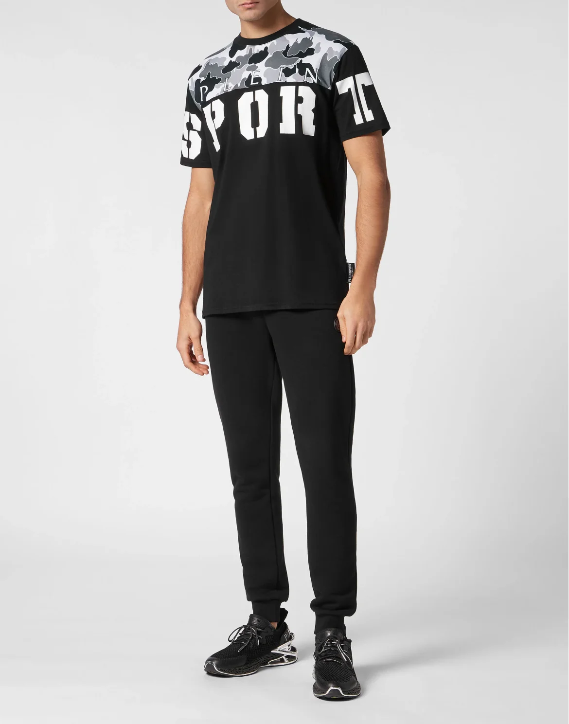T-shirt Round Neck, цвет: Черный