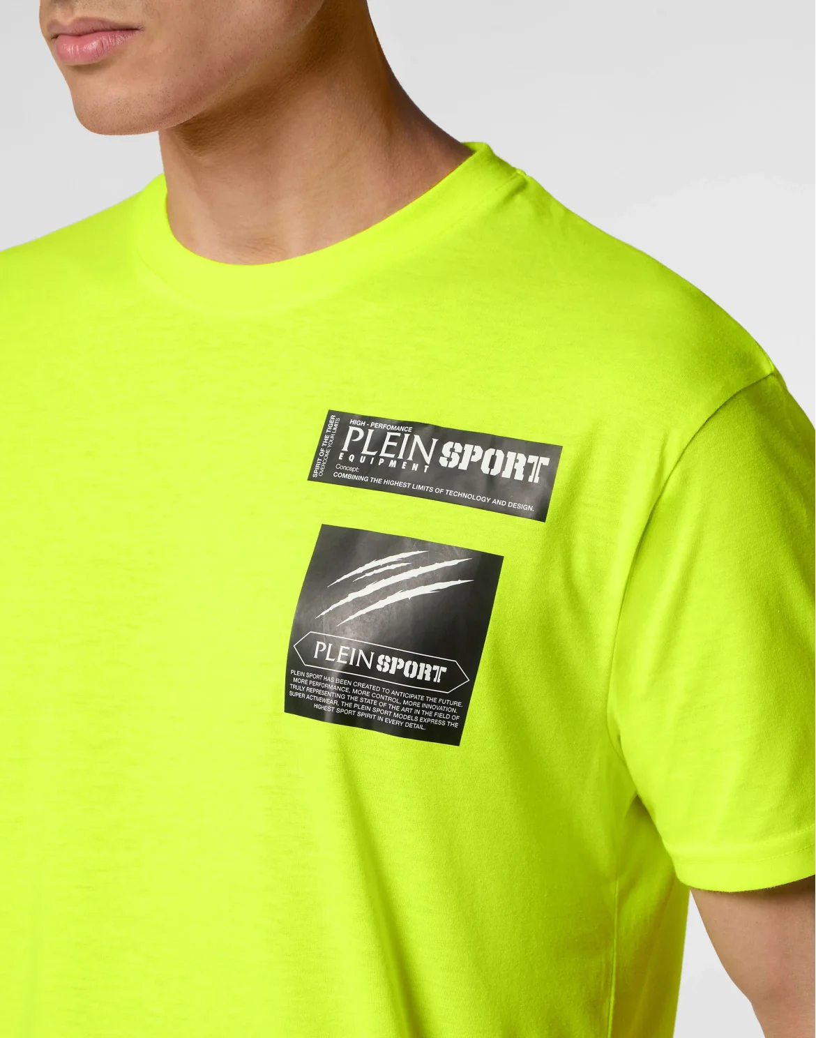 T-shirt Round Neck Scratch, цвет: Серый