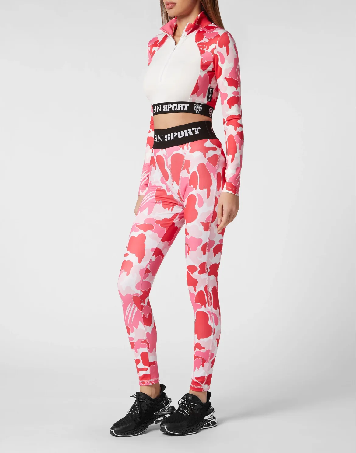 Cropped Jogging Top LS Camouflage, цвет: Черный