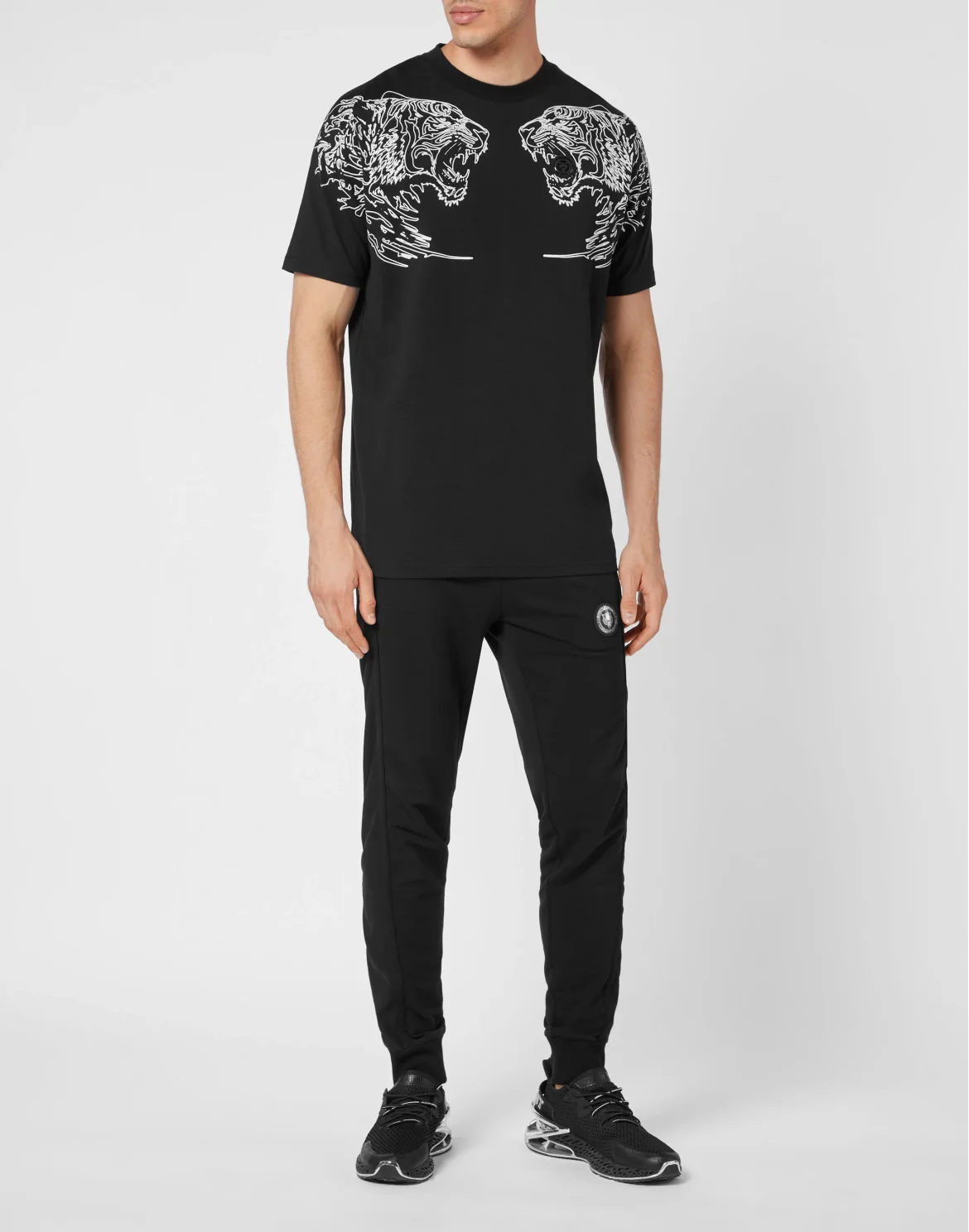 T-shirt Round Neck Tiger, цвет: Черный