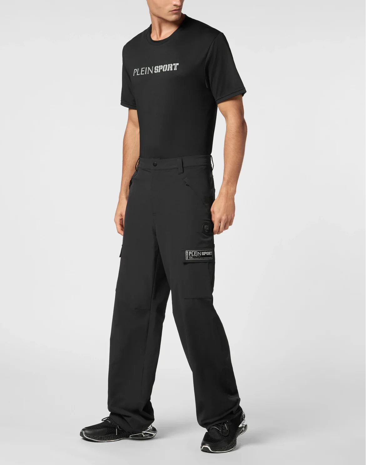 Technical Nylon Loose Fit Cargo Trousers Scratch, цвет: Черный