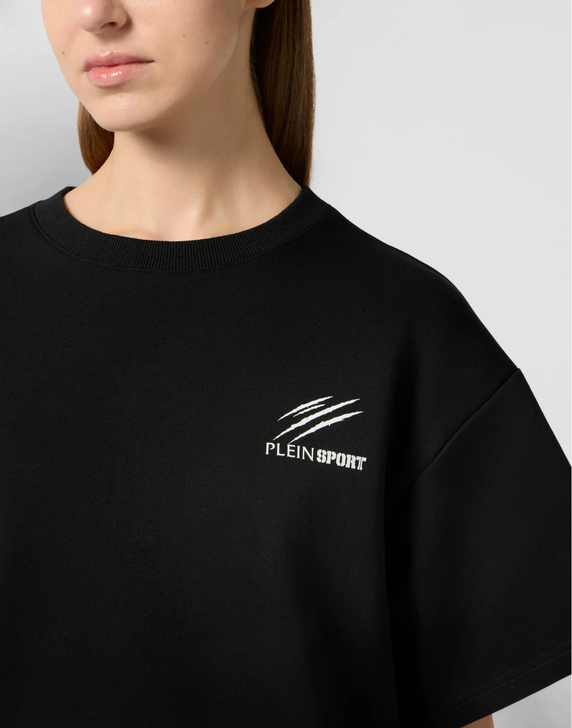 Round Neck T-Shirt Icon Scratch, цвет: Черный