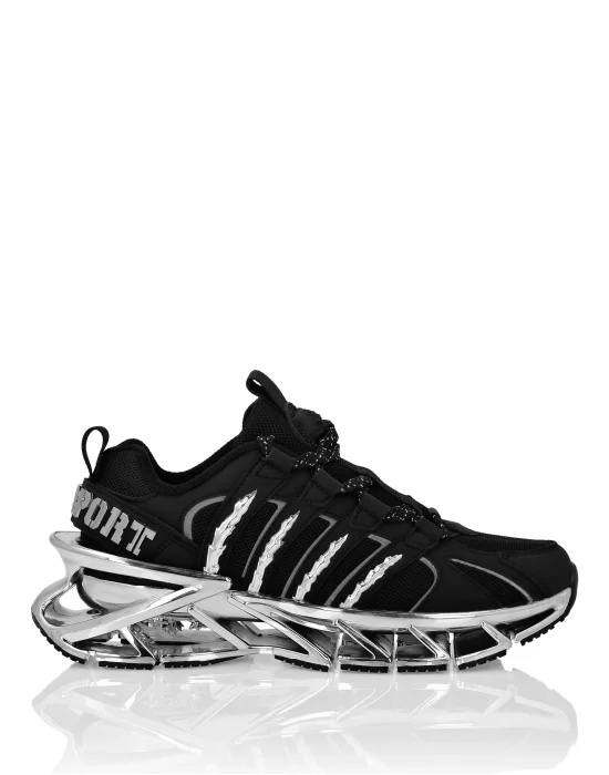 RUNNER THE EDGE