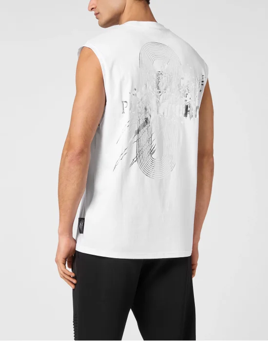 SLEEVELESS T-shirt