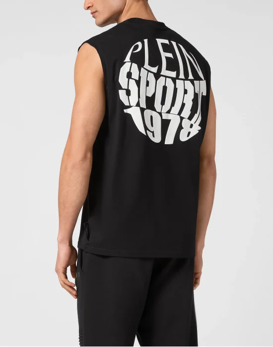 SLEEVELESS T-shirt